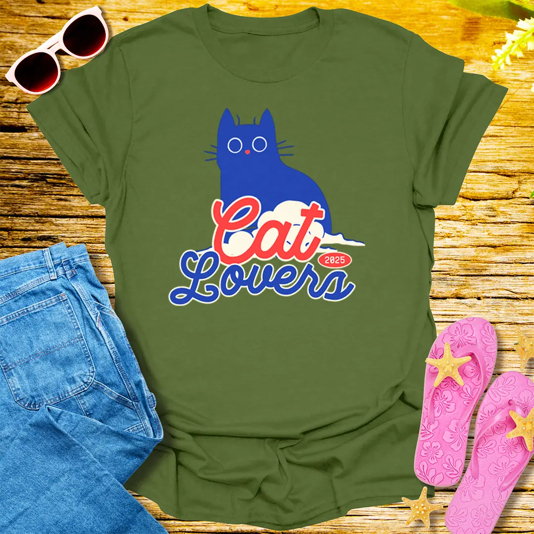 Cat Lovers 2025 T-Shirt - Military Green