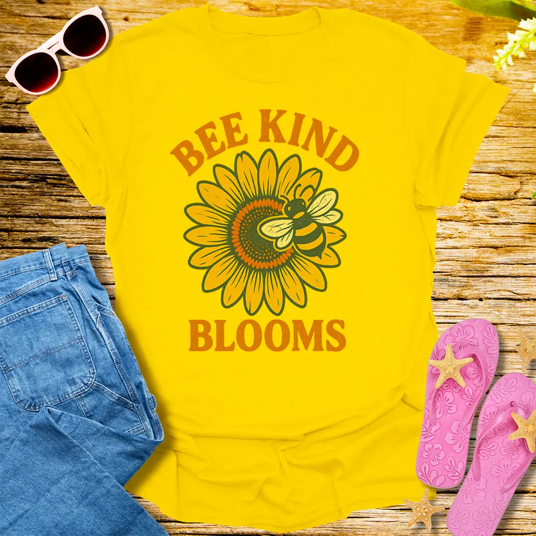 Bee Kind Blooms T-Shirt - Daisy