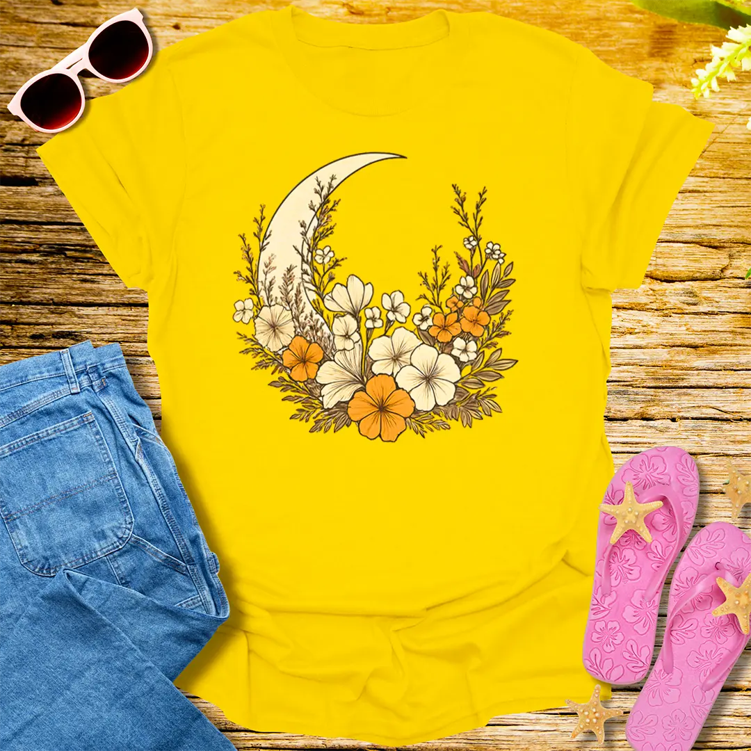 Lunar Bloom T-Shirt - Daisy