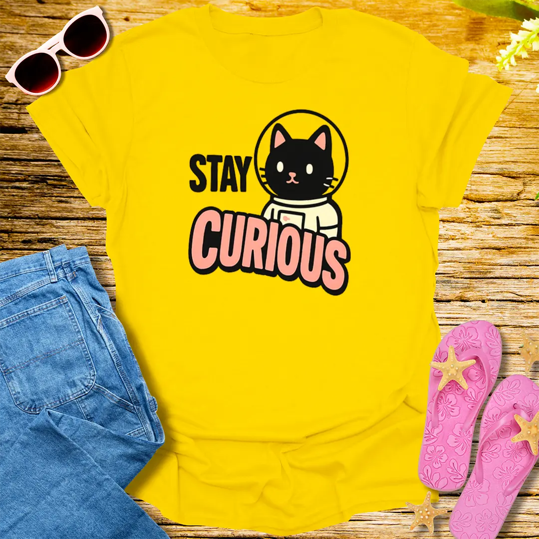 Stay Curious T-Shirt - Daisy