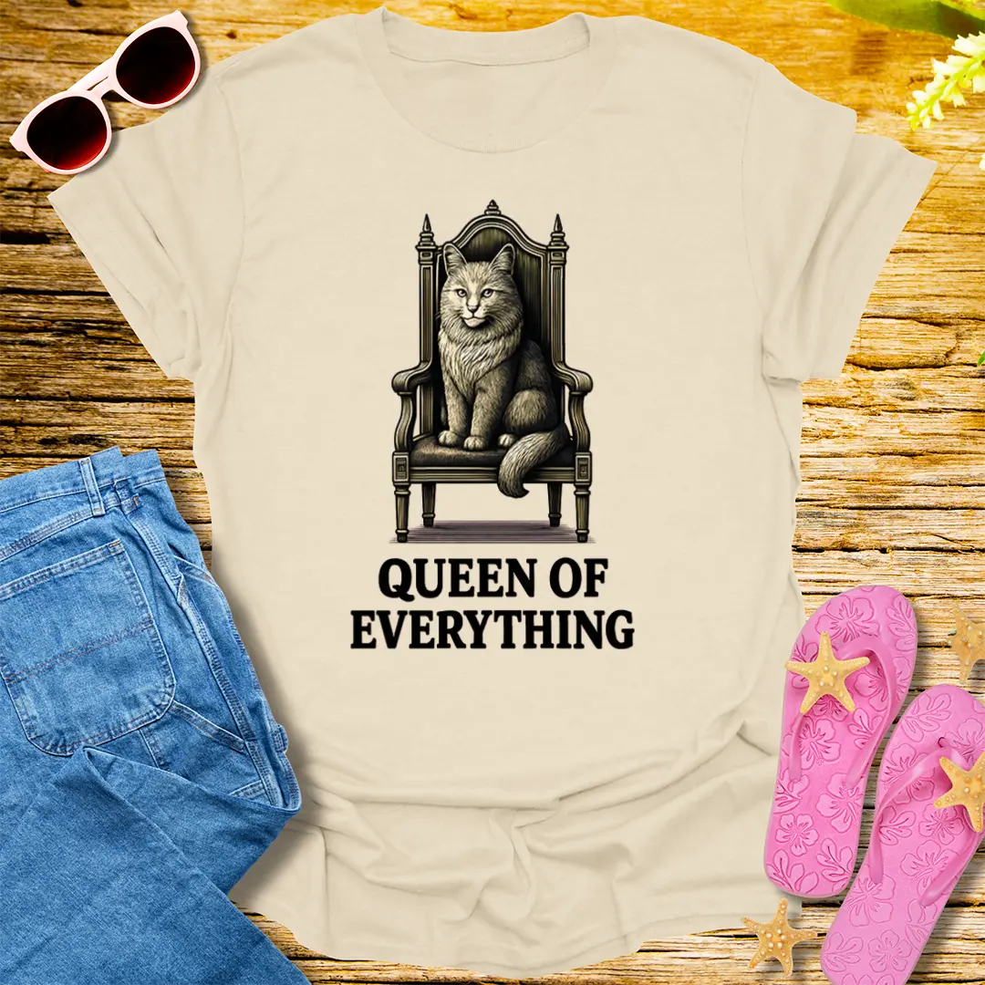 Queen of Everything T-Shirt - Natural