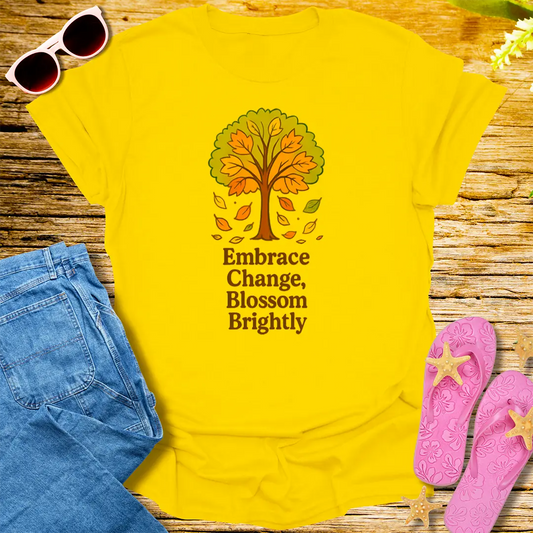 Blossom Brightly T-Shirt - Daisy